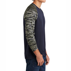 Men's Drift Camo Colorblock Long Sleeve Tee - Stylish and Comfortable